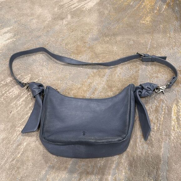 FRYE NORA KNOTTED CROSSBODY in blue nice quality leather - Picture 1 of 11